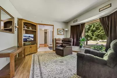 302 Summit Court, Chippewa Falls, WI 54729 - Photo 5