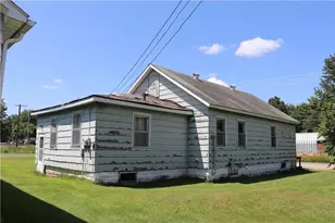 218 E Main St, Fairchild, WI 54741 - Photo 33