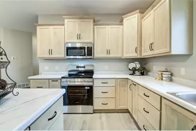 1372 Pebble Beach Drive #Lot 163, Altoona, WI 54720 - Photo 7