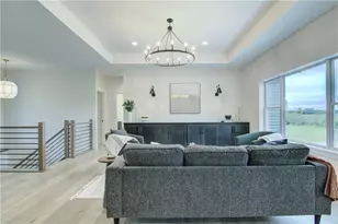 924 Bluff View Cir, Chippewa Falls, WI 54729 - Photo 15