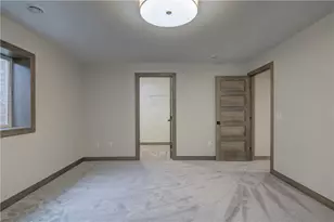 924 Bluff View Cir, Chippewa Falls, WI 54729 - Photo 41