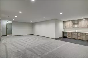 924 Bluff View Cir, Chippewa Falls, WI 54729 - Photo 47