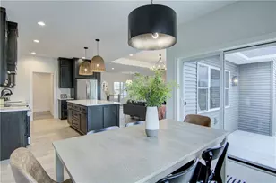 924 Bluff View Cir, Chippewa Falls, WI 54729 - Photo 9