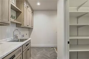 924 Bluff View Cir, Chippewa Falls, WI 54729 - Photo 49