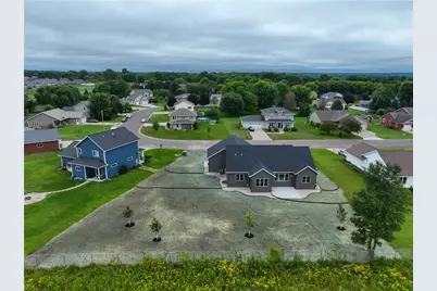 924 Bluffview Circle, Chippewa Falls, WI 54729 - Photo 55