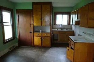 110 E 9th St, Neillsville, WI 54456 - Photo 3