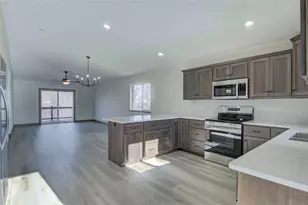 546 Hagman St Lot 20, Eau Claire, WI 54703 - Photo 5