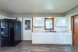 5233 County Rd G, Neillsville, WI 54456 - Photo 9