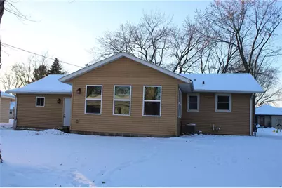 2517 Blakeley Avenue, Eau Claire, WI 54701 - Photo 3
