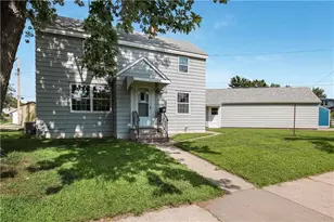 723 Huebsch Blvd, Eau Claire, WI 54701 - Photo 1