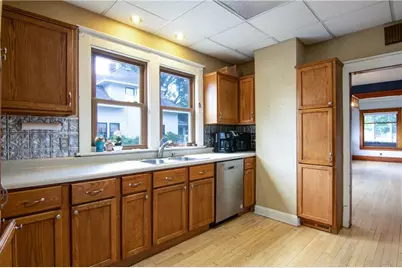 1011 6th Avenue, Eau Claire, WI 54703 - Photo 11