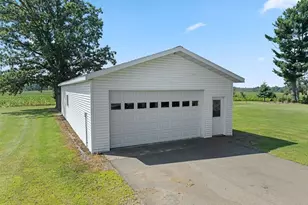 W3596 Artisan Dr, Glen Flora, WI 54526 - Photo 9