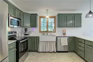 303 Jersey Ln, Elk Mound, WI 54739 - Photo 7