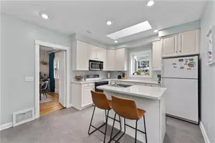 1711 State St, Eau Claire, WI 54701 - Photo 3