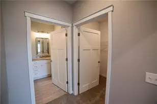 1364 Cypress Ct, Altoona, WI 54720 - Photo 17