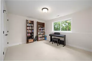 637 Maple Ct, New Richmond, WI 54017 - Photo 11