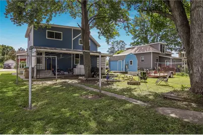 416 W Cedar Street, Chippewa Falls, WI 54729 - Photo 3