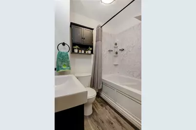 416 W Cedar Street, Chippewa Falls, WI 54729 - Photo 17