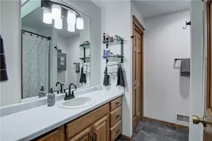 3920 Woodcrest Ct, Eau Claire, WI 54701 - Photo 31
