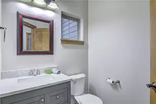 907 Sandalwood Dr, Altoona, WI 54720 - Photo 33