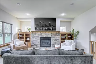 907 Sandalwood Drive, Altoona, WI 54720 - Photo 5