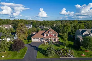 907 Sandalwood Dr, Altoona, WI 54720 - Photo 53