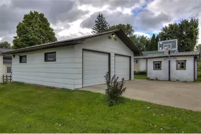219 Main Street, Greenwood, WI 54437 - Photo 33