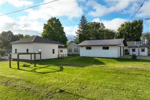 219 Main St, Greenwood, WI 54437 - Photo 35