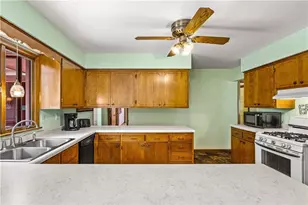 1721 Hatch St, Eau Claire, WI 54701 - Photo 13