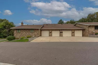 553 Goldsmith Street, Chippewa Falls, WI 54729 - Photo 3