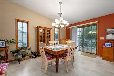 829 Bluff View Circle, Chippewa Falls, WI 54729 - Photo 7