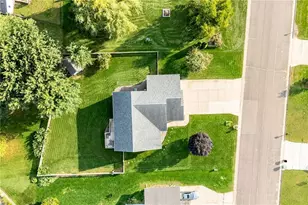 829 Bluff View Cir, Chippewa Falls, WI 54729 - Photo 29