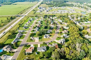 829 Bluff View Cir, Chippewa Falls, WI 54729 - Photo 37