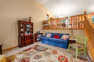 829 Bluff View Cir, Chippewa Falls, WI 54729 - Photo 5