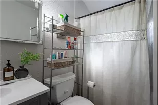 411 Dodge St, Eau Claire, WI 54701 - Photo 19