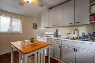 411 Dodge St, Eau Claire, WI 54701 - Photo 11