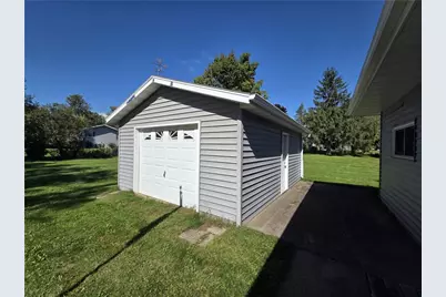432 S Wisconsin Avenue, Rice Lake, WI 54868 - Photo 7
