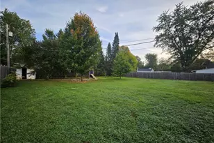 532 Macomber St, Chippewa Falls, WI 54729 - Photo 35