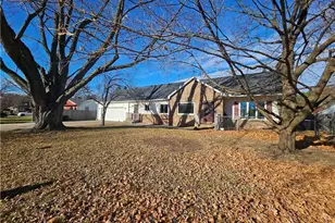 532 Macomber St, Chippewa Falls, WI 54729 - Photo 3