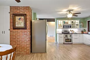 217 Skyline Dr, Eau Claire, WI 54703 - Photo 21