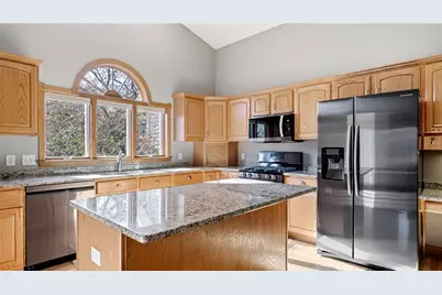 1811 W Ridge Court, Eau Claire, WI 54703 - Photo 15