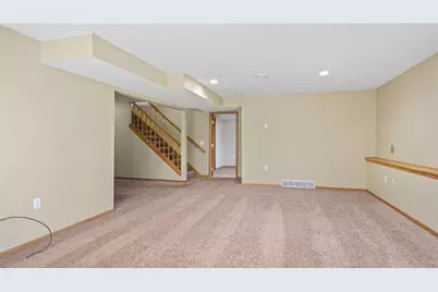 1811 W Ridge Court, Eau Claire, WI 54703 - Photo 29