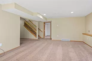 1811 W Ridge Ct, Eau Claire, WI 54703 - Photo 29