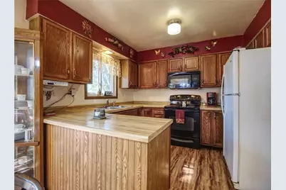 12825 Thomas Street, Osseo, WI 54758 - Photo 7