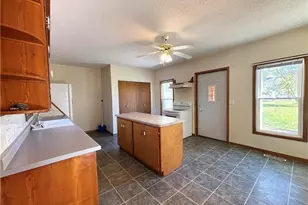 331 Phipps Ave, Rice Lake, WI 54868 - Photo 3