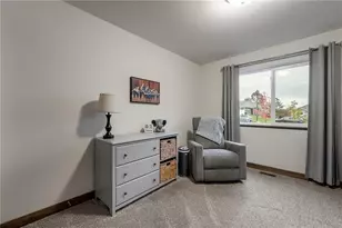 1337 Juniper Pl, Eau Claire, WI 54703 - Photo 15