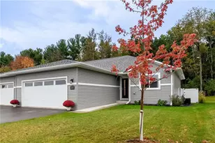 1337 Juniper Pl, Eau Claire, WI 54703 - Photo 1