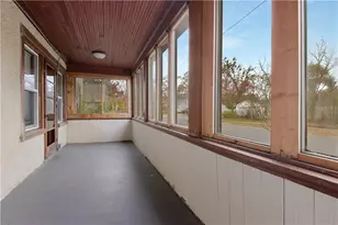 739 Broadway St, Eau Claire, WI 54703 - Photo 9