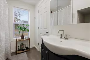 424 6th Ave, Eau Claire, WI 54703 - Photo 7