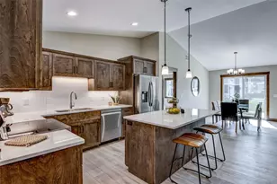 702 Sequoia Dr, Altoona, WI 54720 - Photo 15